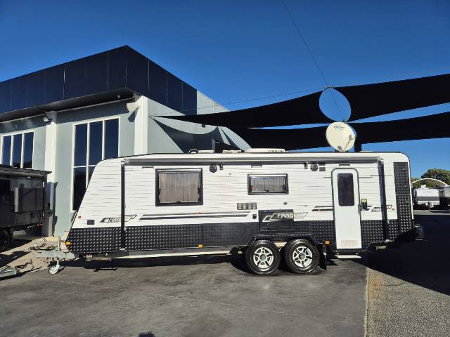 2018 RETREAT FRASER 216R CARAVAN