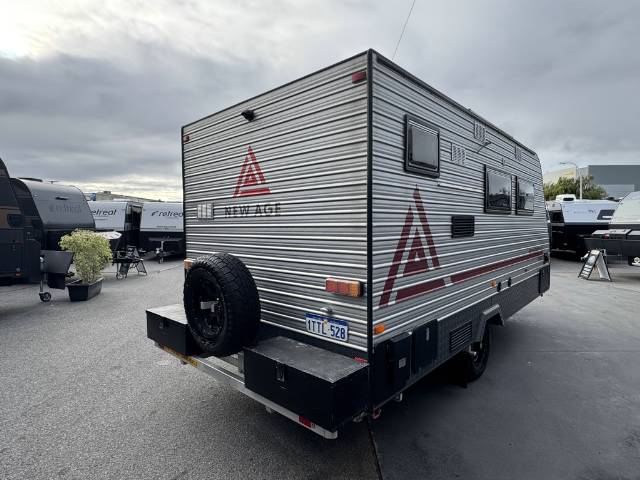 2019 NEWAGE ROADOWL CARAVAN