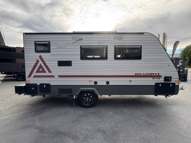 2019 NEWAGE ROADOWL CARAVAN