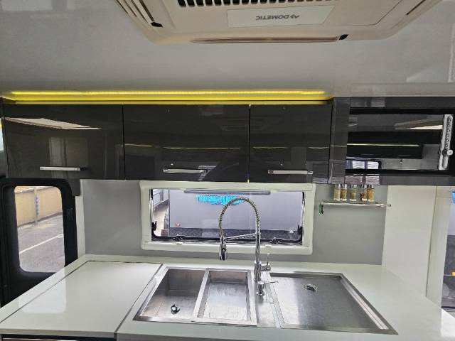 2017 COROMAL PRINCETON 710 XC CARAVAN