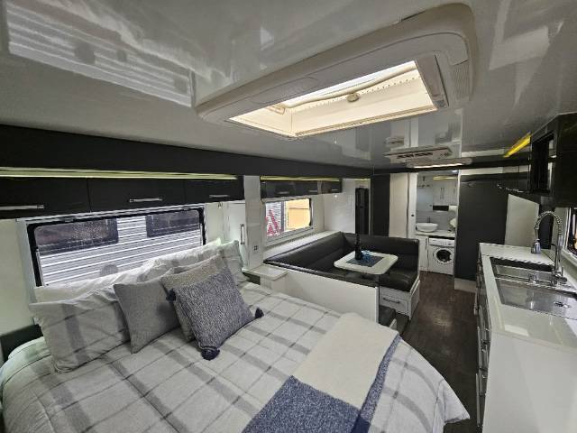 2017 COROMAL PRINCETON 710 XC CARAVAN