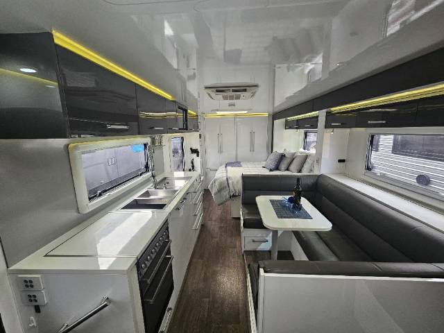 2017 COROMAL PRINCETON 710 XC CARAVAN