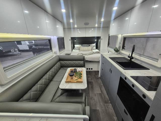 2023 RETREAT ERV 210RC CARAVAN