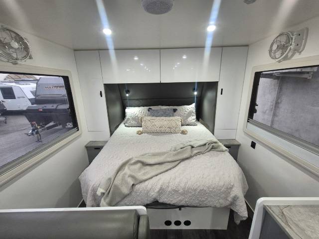2023 RETREAT ERV 210RC CARAVAN