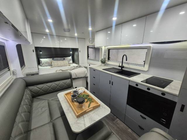 2023 RETREAT ERV 210RC CARAVAN