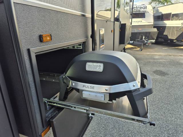 2025 RETREAT ERV 217C CARAVAN