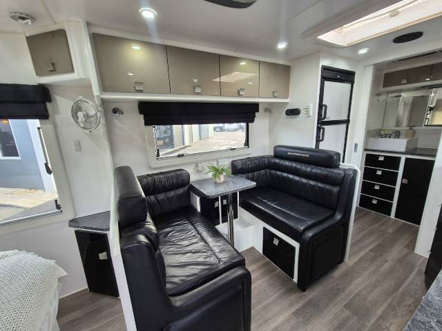 2016 MASTERIECE OPTIMUM 19’6 CARAVAN