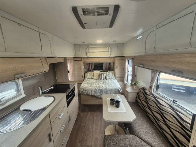 2016 JAYCO JOURNEY OUTBACK 17.55-8 CARAVAN