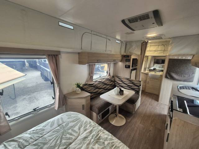 2016 JAYCO JOURNEY OUTBACK 17.55-8 CARAVAN