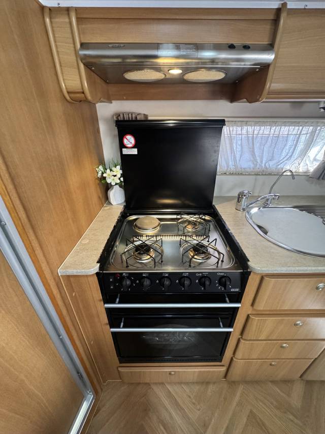 2009 JAYCO STERLING POPTOP