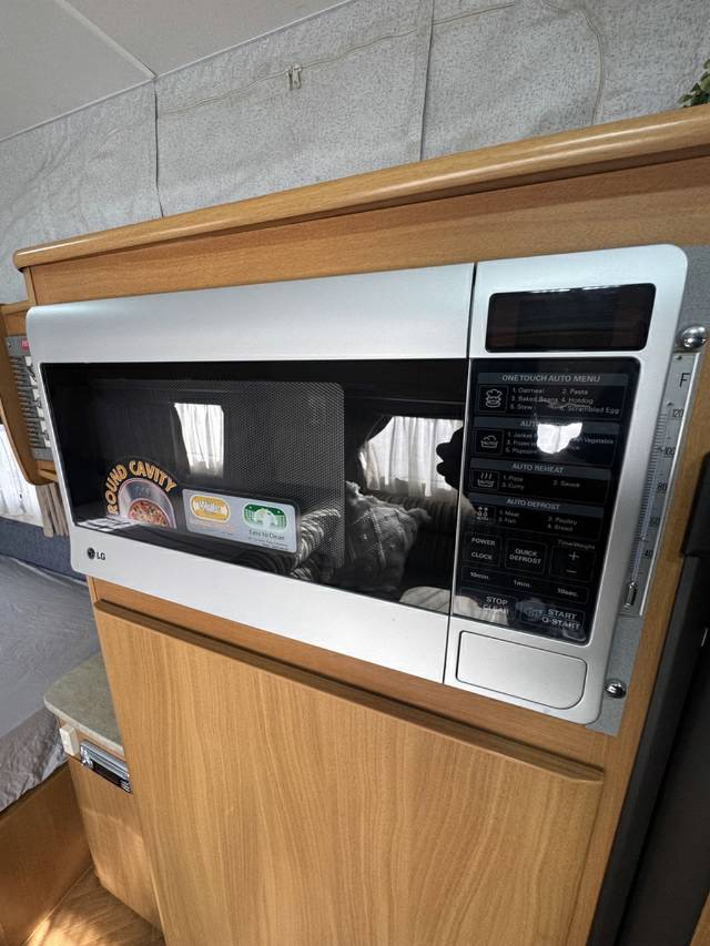 2009 JAYCO STERLING POPTOP