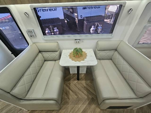 2025 RETREAT ERV 199R CARAVAN