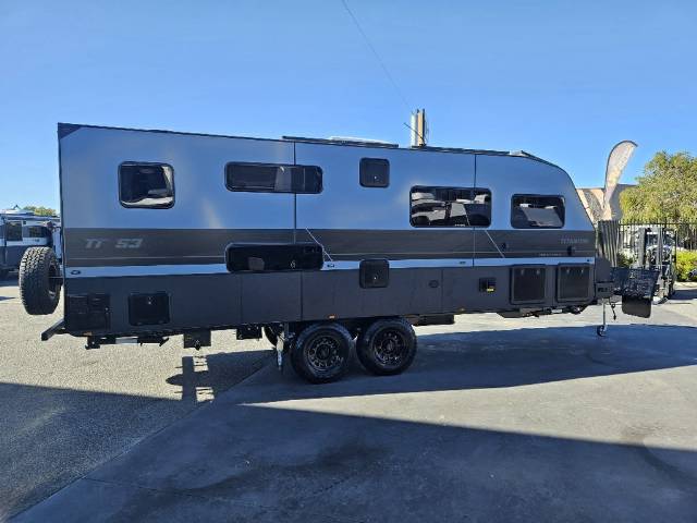 2026 TITANIUM S3 226EWQ 22’6 EW 3BNK+DRAWS CARAVAN