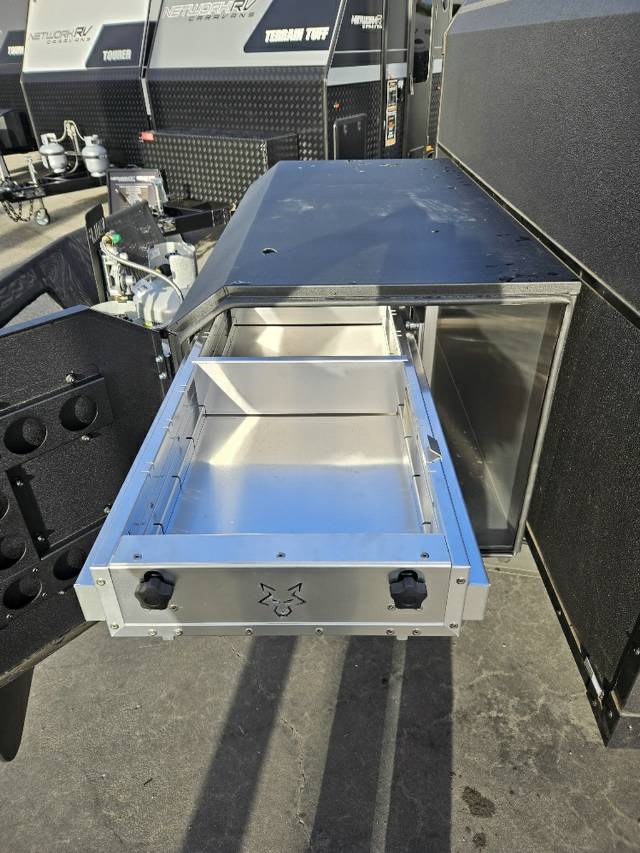 2026 TITANIUM S3 196FD 19’6 FD CARAVAN