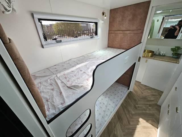 2026 TITANIUM S3 226EWQ 22’6 EW 3BNK+DRAWS CARAVAN