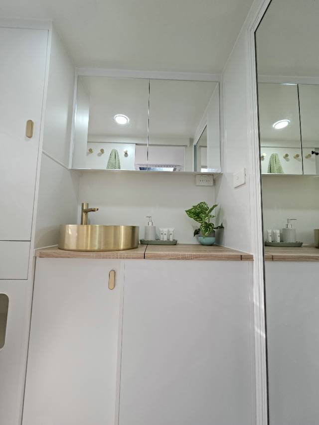 2026 TITANIUM S3 226EWQ 22’6 EW 3BNK+DRAWS CARAVAN
