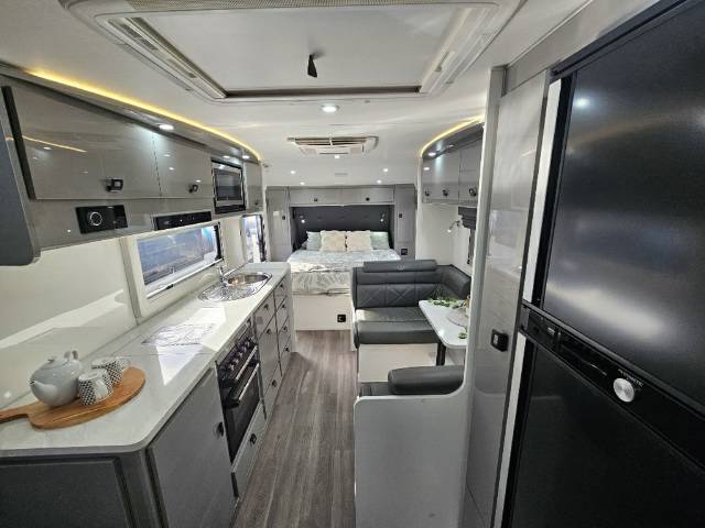 2021 JB SCORPION STING CARAVAN