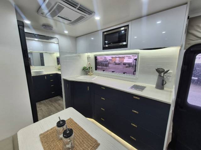 2025 RETREAT FRASER 200C CARAVAN