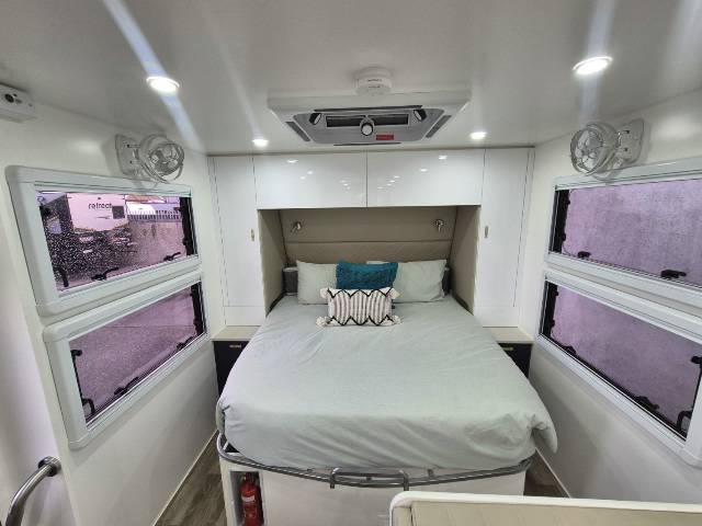 2025 RETREAT FRASER 200C CARAVAN