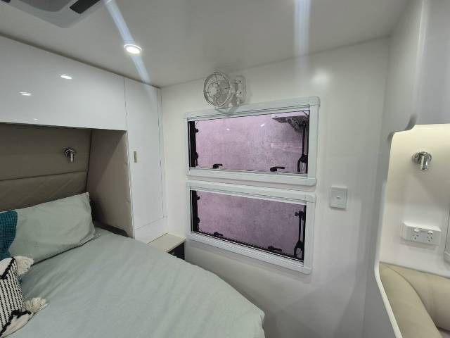 2025 RETREAT FRASER 200C CARAVAN