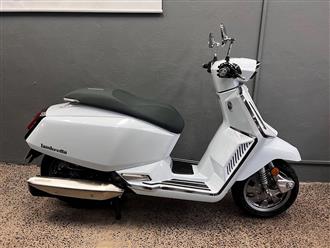 2024 Lambretta X300   image