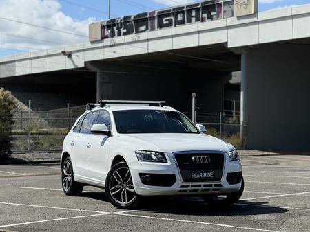 2011 AUDI Q5 TDI 8R MY11