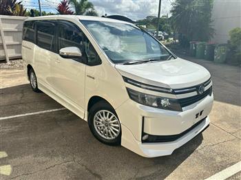 2014 Toyota Voxy for sale - $27,995