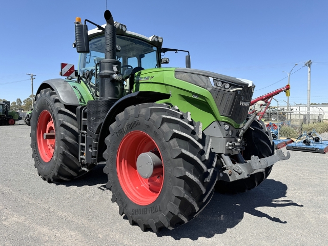 2017 FENDT 1042 VARIO TRACTOR - 420H  image